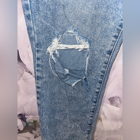 Blank NYC The Madison Crop Jeans Womens SZ 31 High Rise Distressed Button Fly - Picture 4 of 8